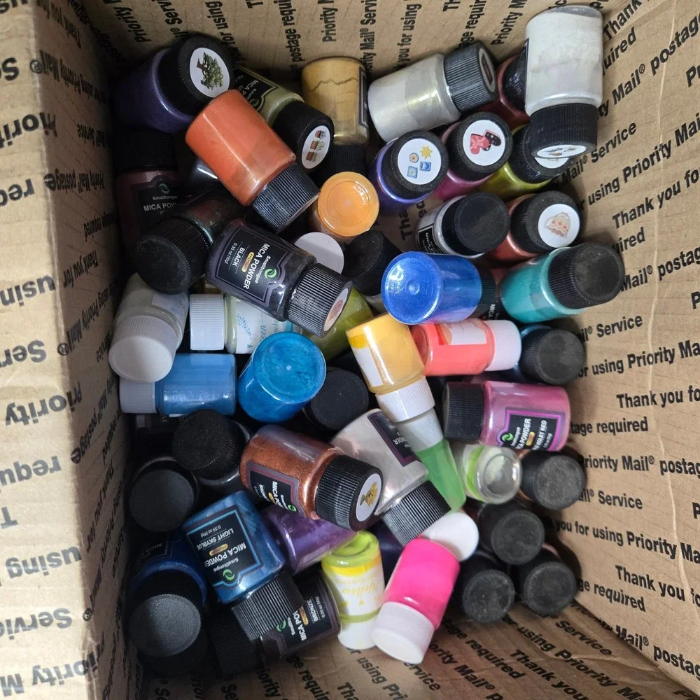 Mica Powder Pigment Lot Smalltongue Loutbot Glow Powder Resin Craft Supplies